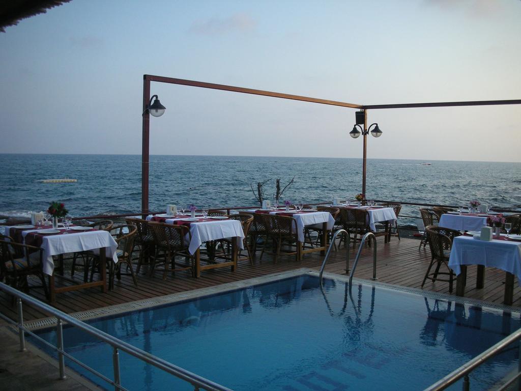 Yali Hotel Сиде Екстериор снимка