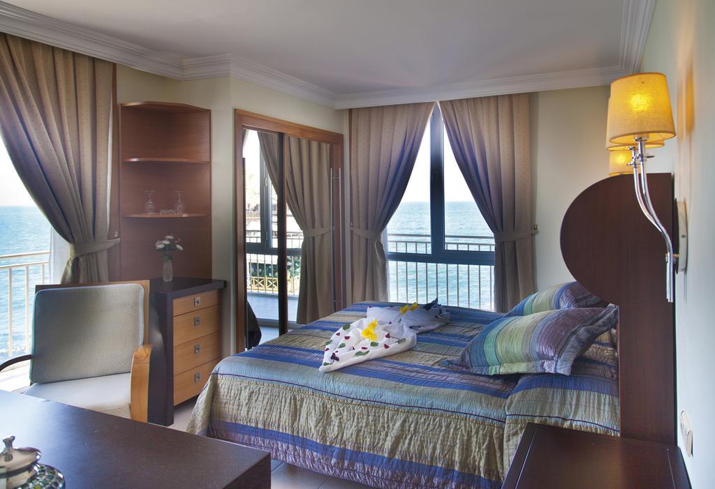 Yali Hotel Сиде Екстериор снимка